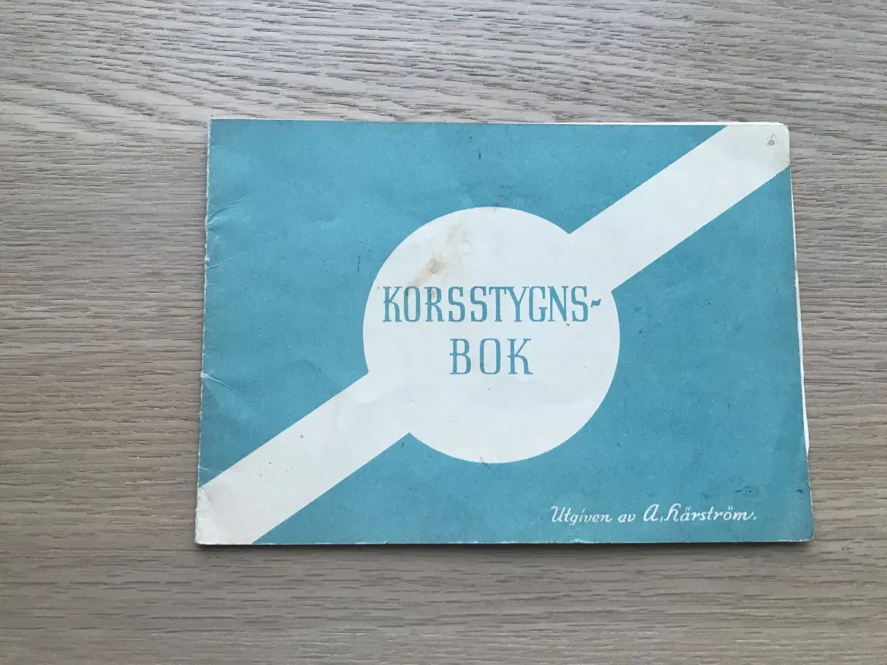 Billede 1 - Korsstygnsbok  av A. Härström