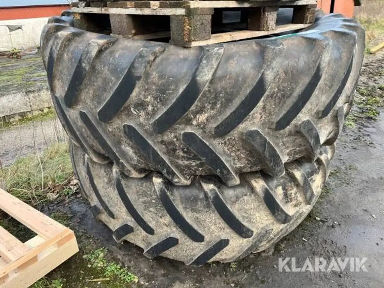 Billede 1 - Traktordæk Michelin 650/65R38 2 styk