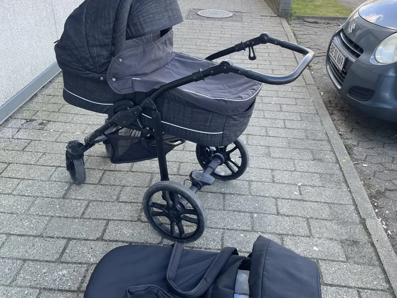 Billede 1 - Barnevogn basson   , 97 cm.   Med lift 