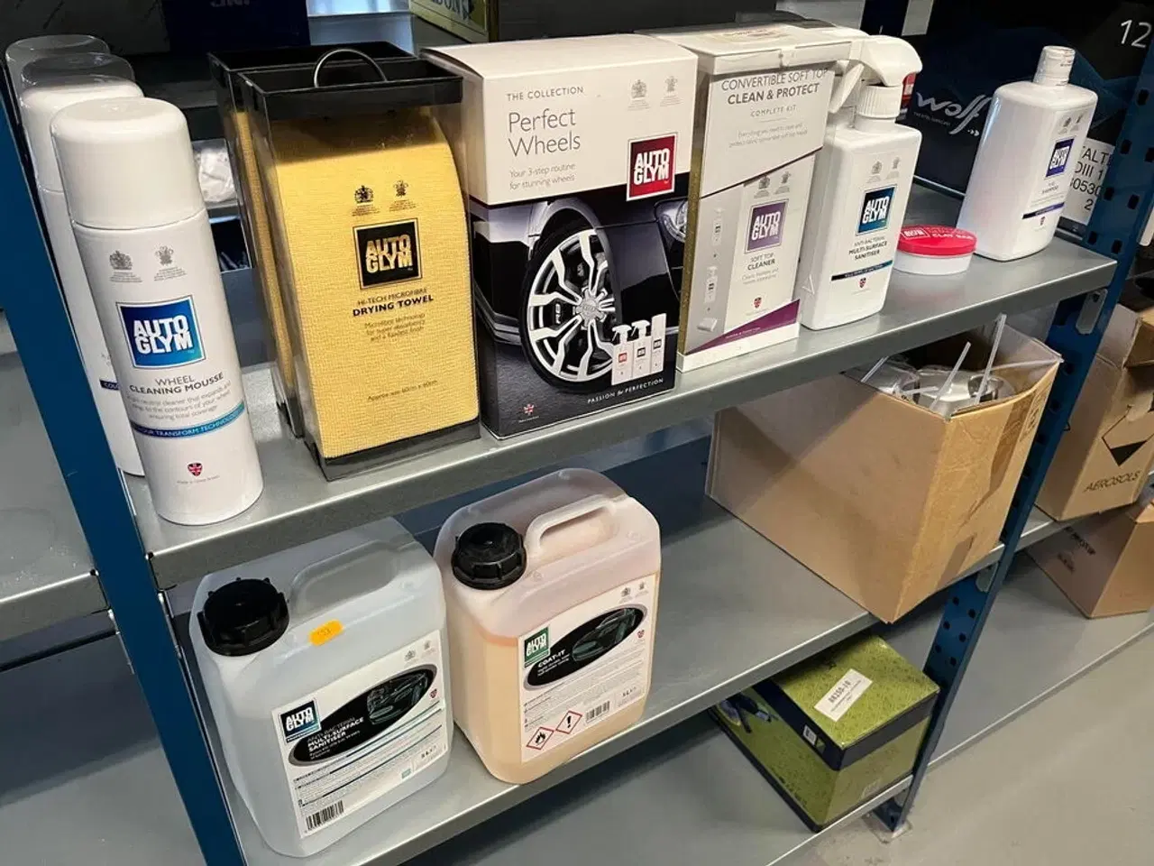 Billede 29 - Stort sortiment plejeprodukter til biler