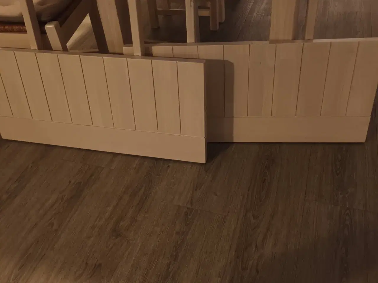 Billede 3 - spisebord med stole