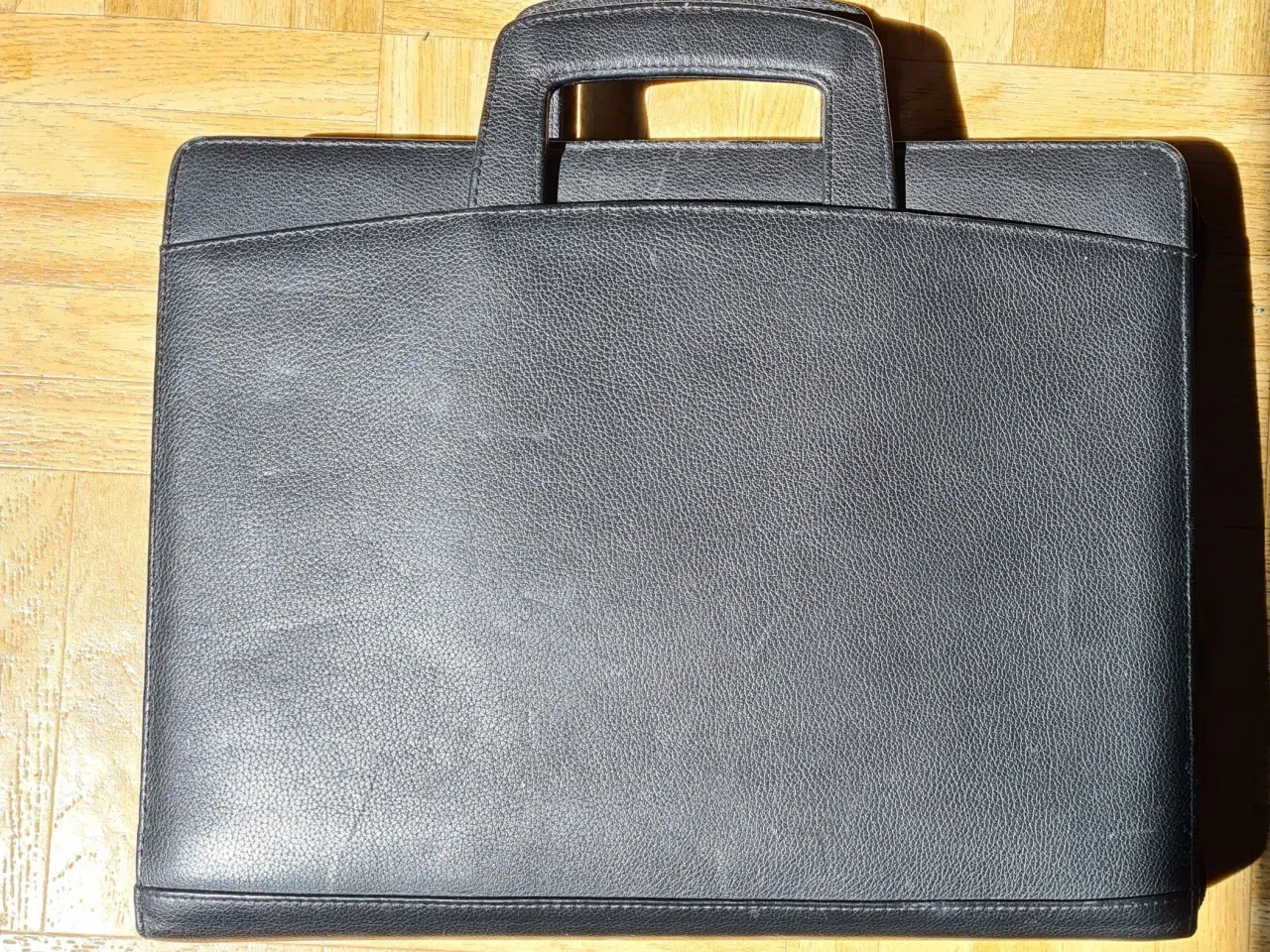 Billede 1 - Filofax kalendertaske i læder