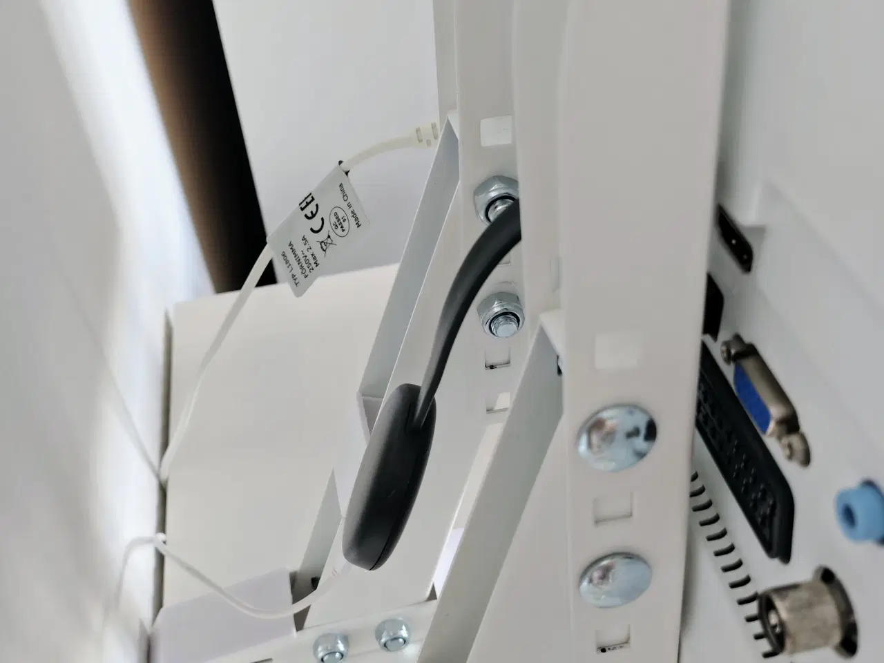 Billede 3 - Lille tv inkl. Chromecast