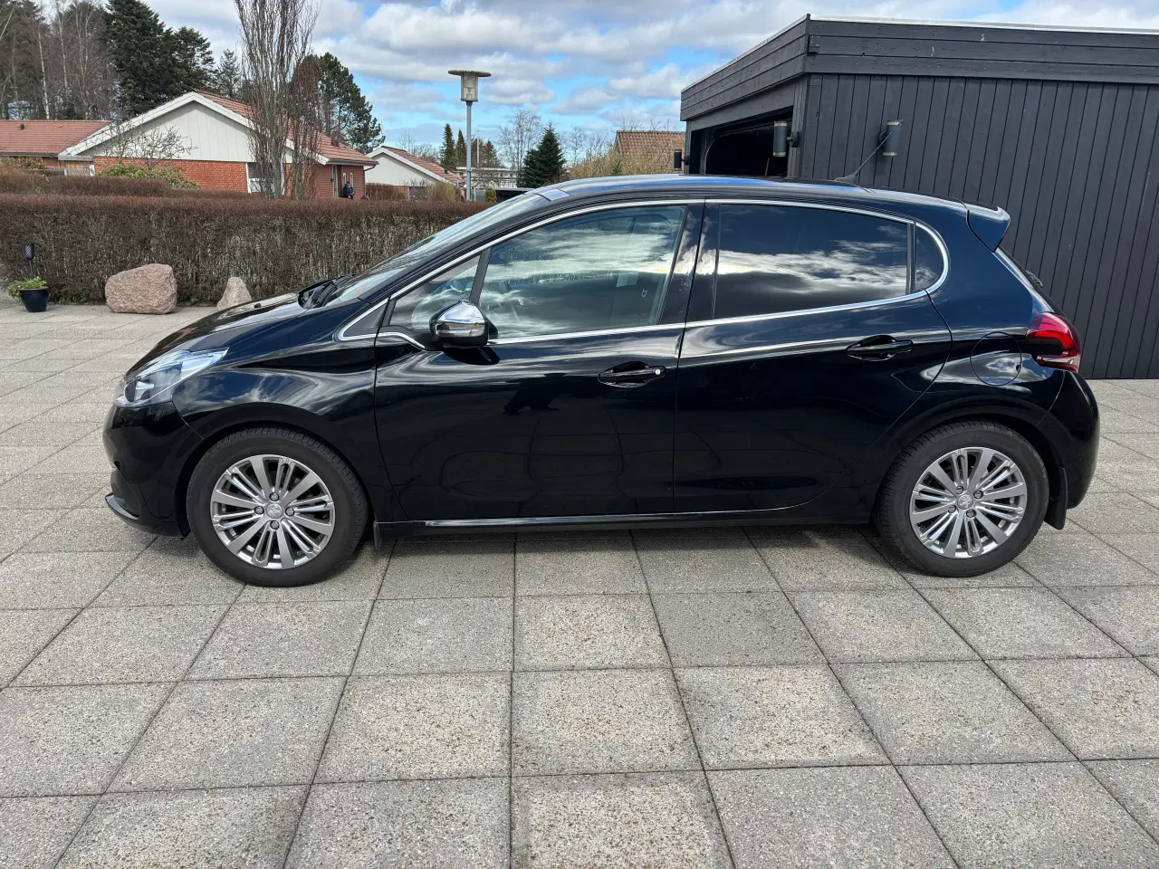 Billede 3 - Peugeot 208 PureTech 82 Prestige 5d