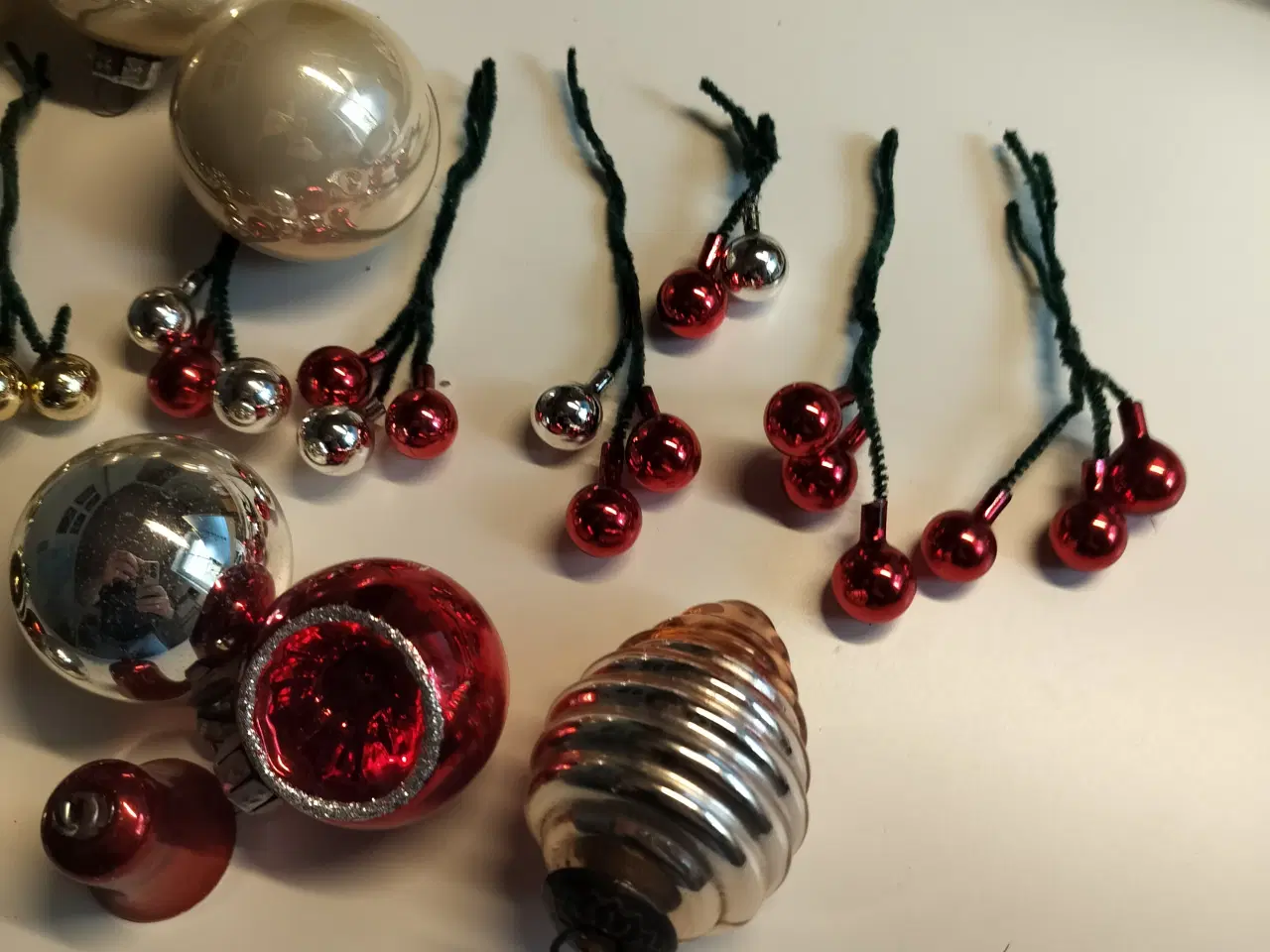 Billede 2 - Diverse 58 Gamle glas julekugler