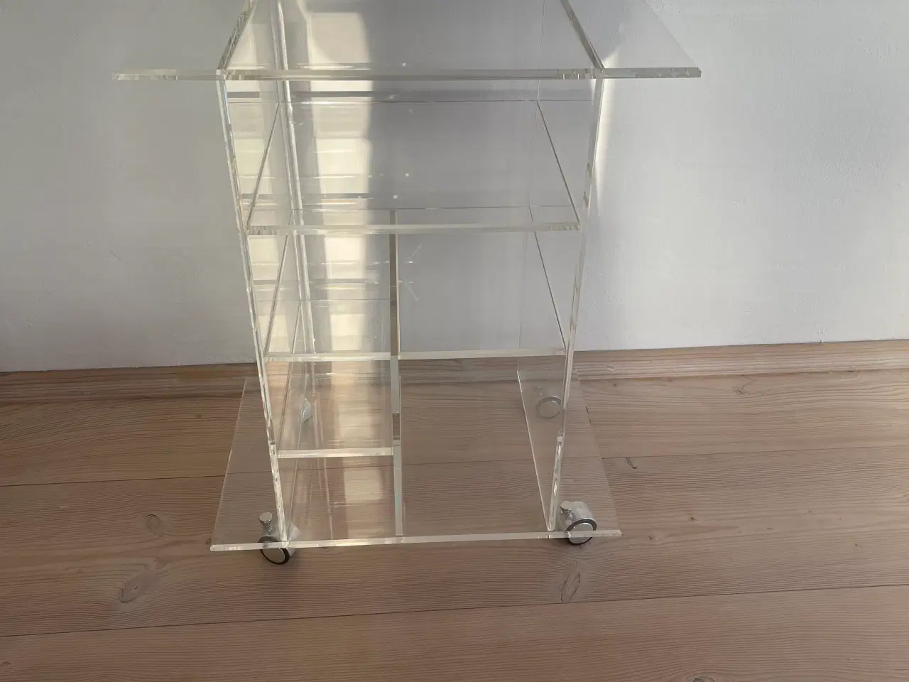 Billede 5 - Stereorack i akryl