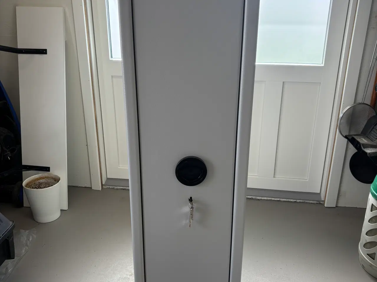 Billede 1 - Våbenskab til 7 våben