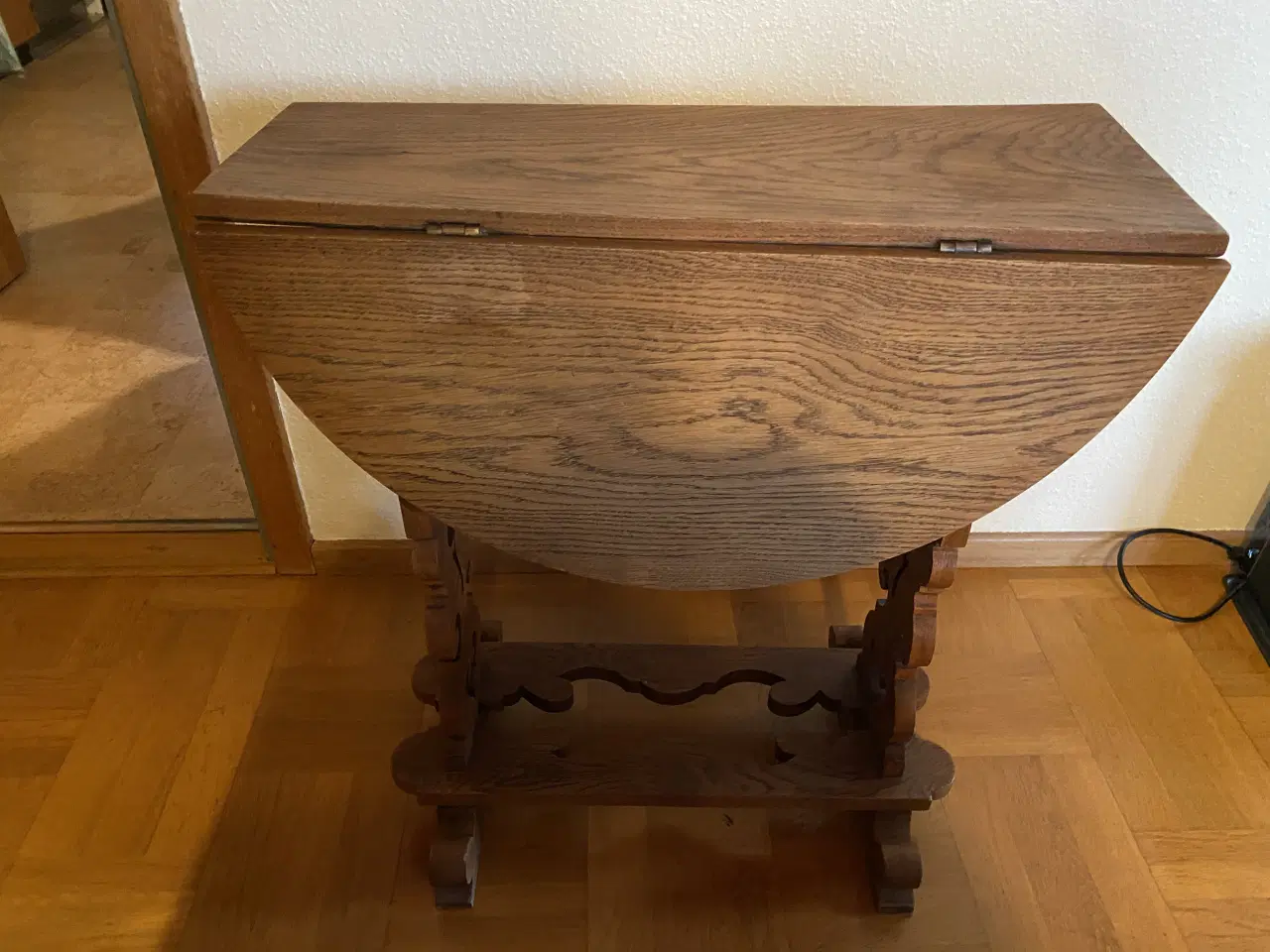 Billede 8 - Retro klapbord ovalt af robust træ