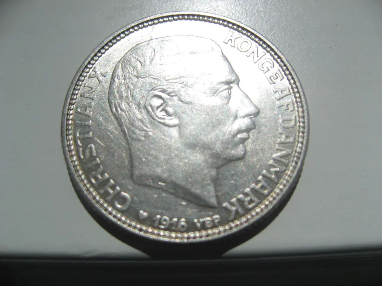 Billede 1 - Smuk sølv 1 kr 1916. Chr.D.X