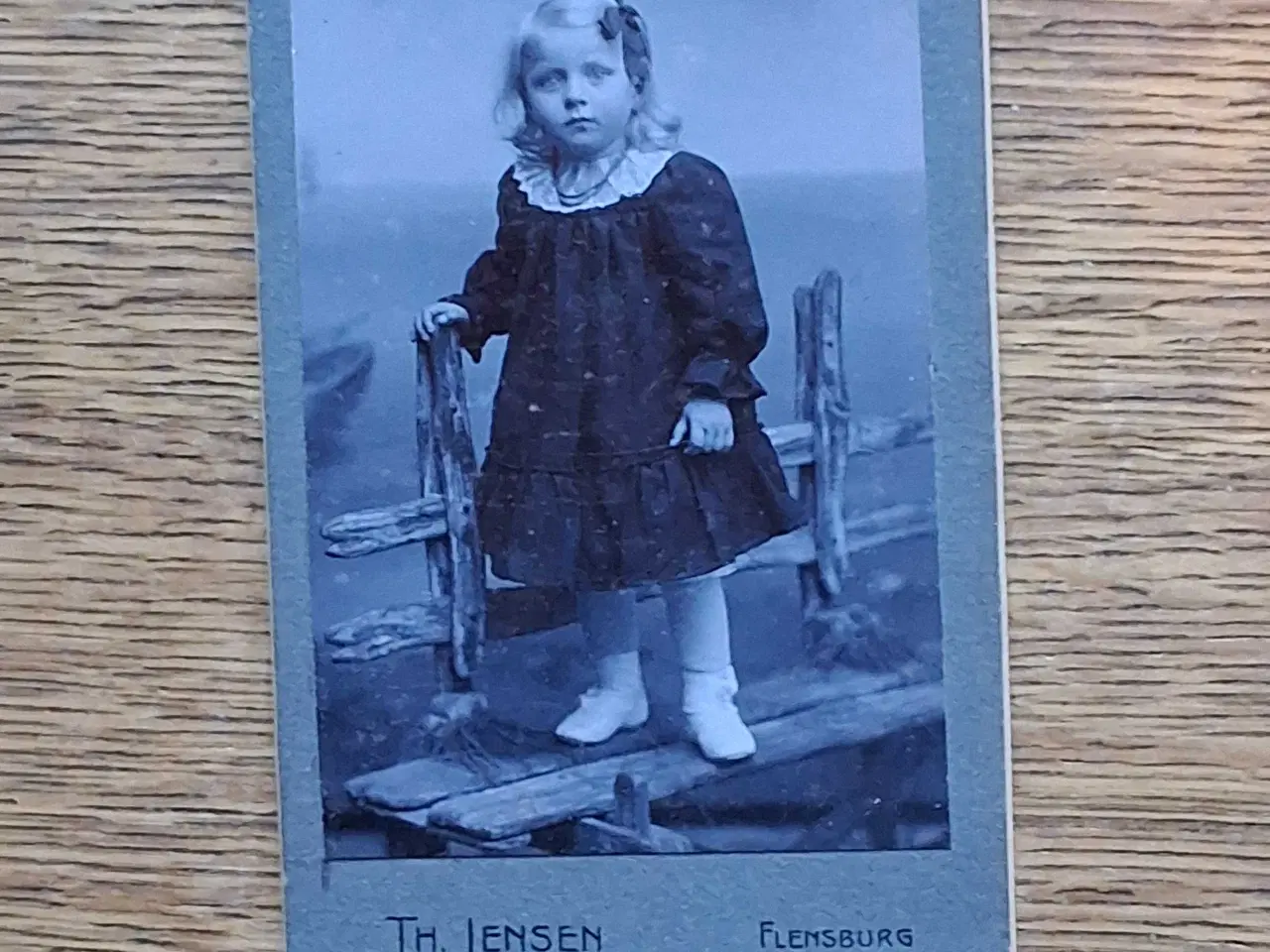Billede 1 - Antik Fotografi. TH. JENSEN. FLENSBURG.