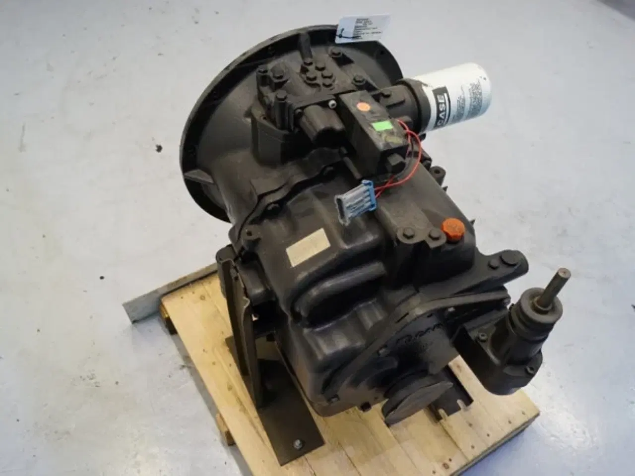 Billede 4 - CASE 580SLE 2WD Transmission 