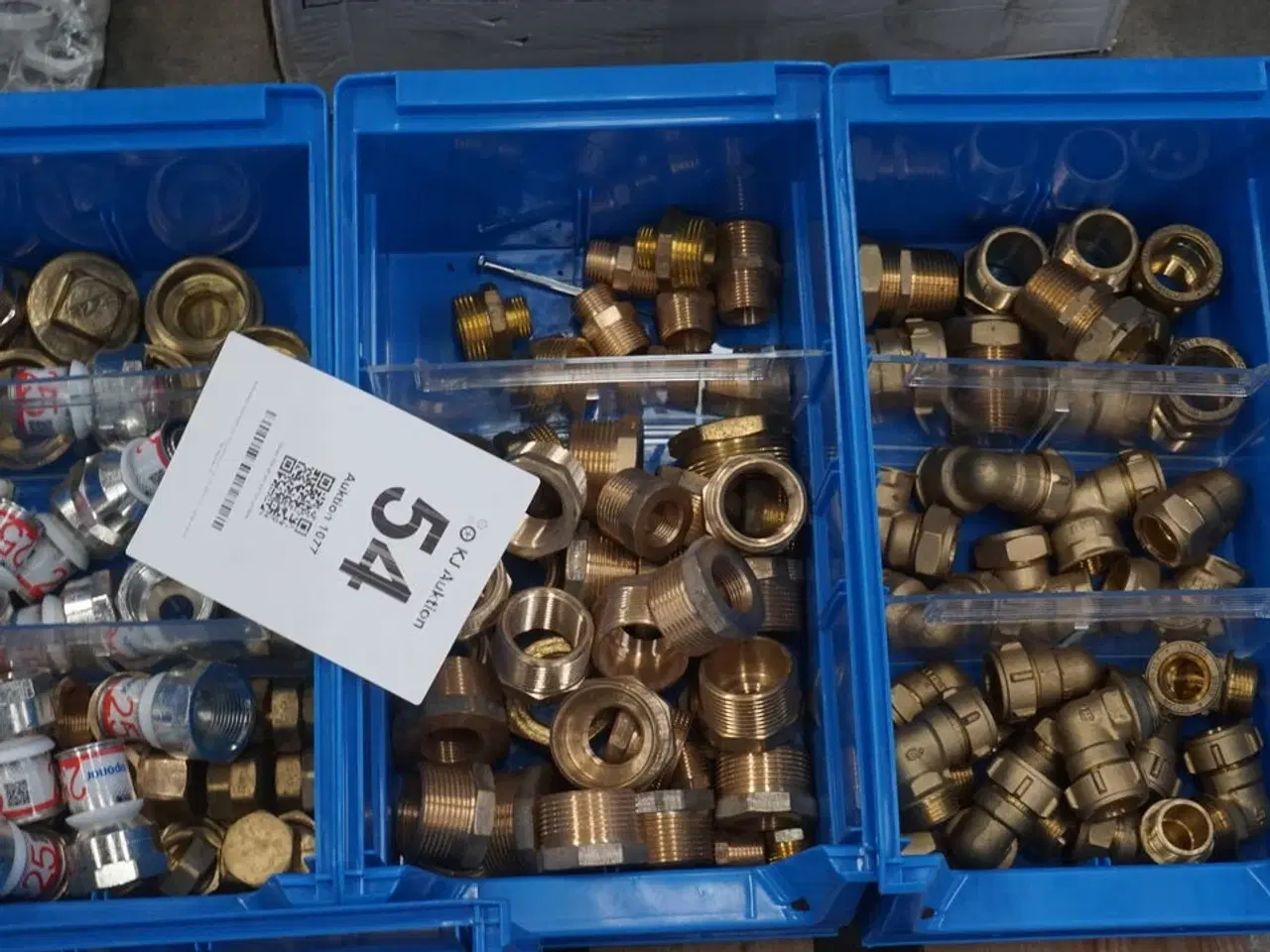 Billede 4 - 5 kasser fittings