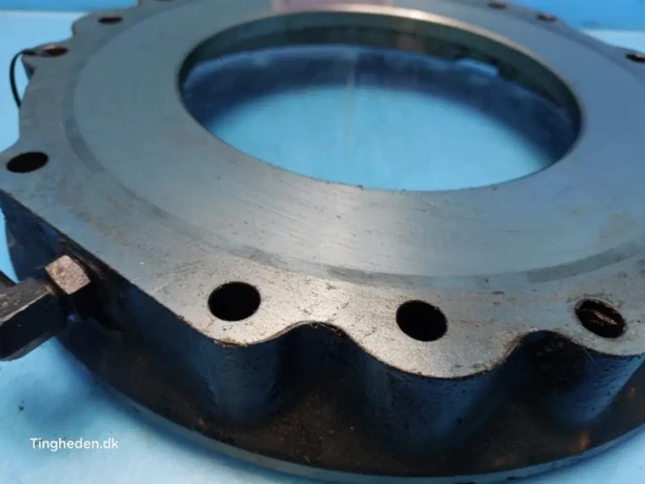 Billede 8 - New Holland T6 Afstandsstykke 87608920