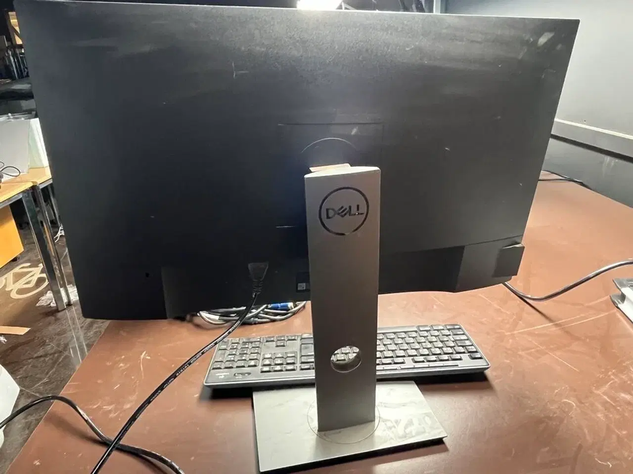 Billede 8 - 2 stk. PC Skærm 27" DELL, 24" HP  + 1 tastatur