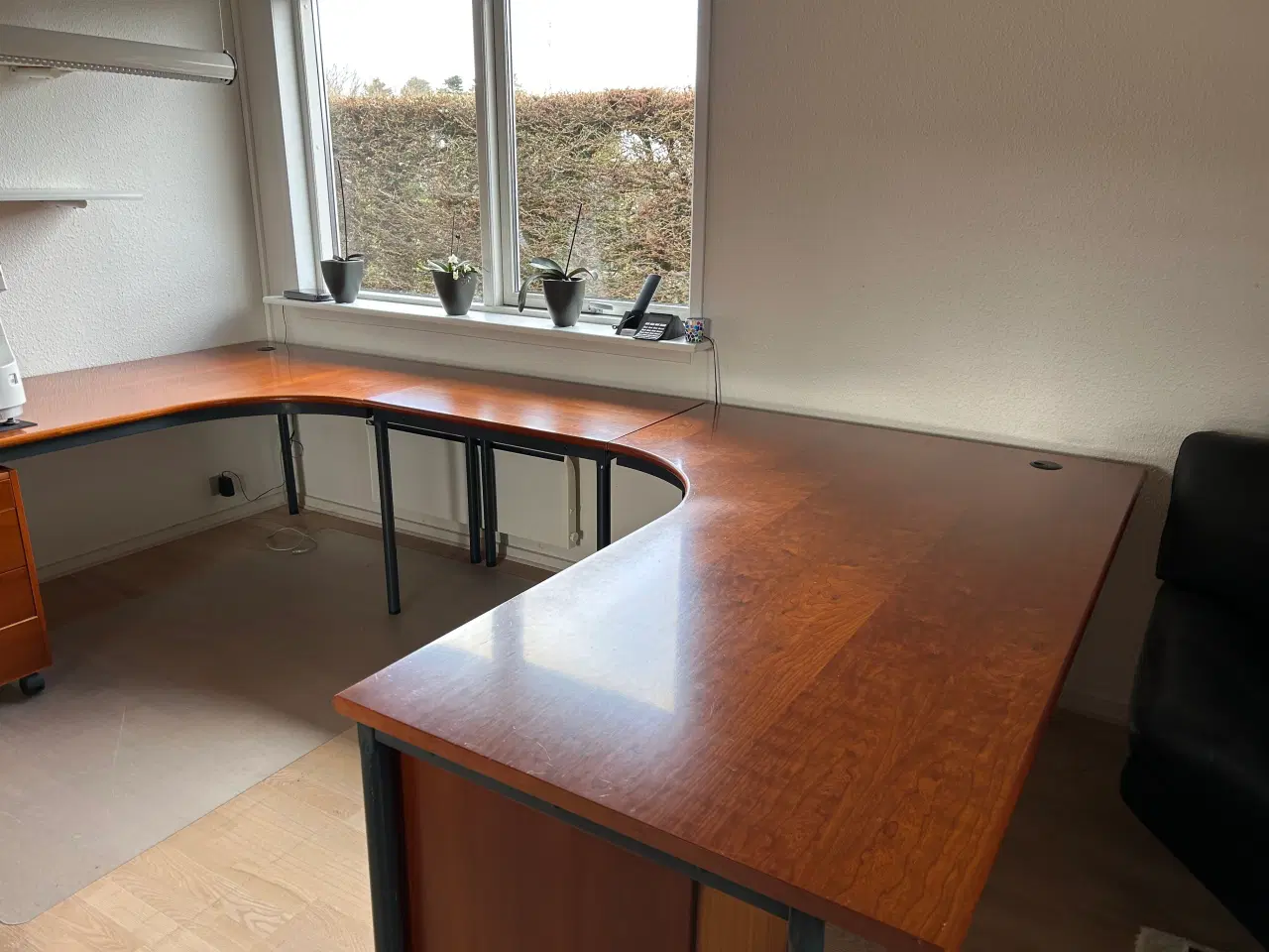 Billede 2 - Hjøne/ u skriveborde