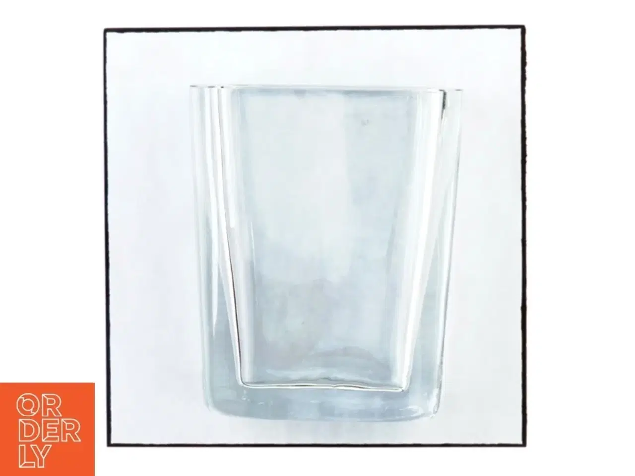 Billede 2 - Vase i tykt glas (str. 15 cm)