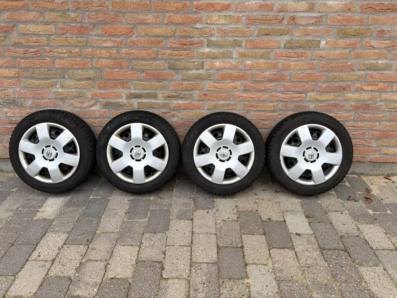 Billede 1 - Toyota Aygo vinterhjul FINE -C1 og 107