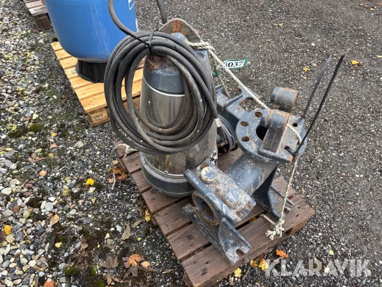 Billede 6 - Pumpe Grundfos SEV.82.80.22.2.50B med fod