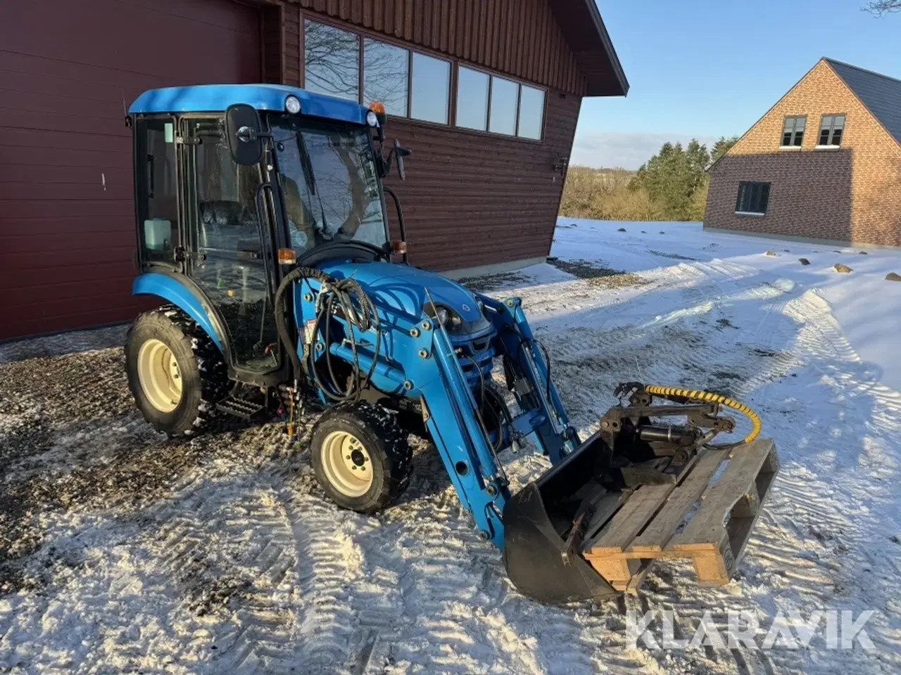 Billede 3 - Traktor LS J27 med frontlæsser