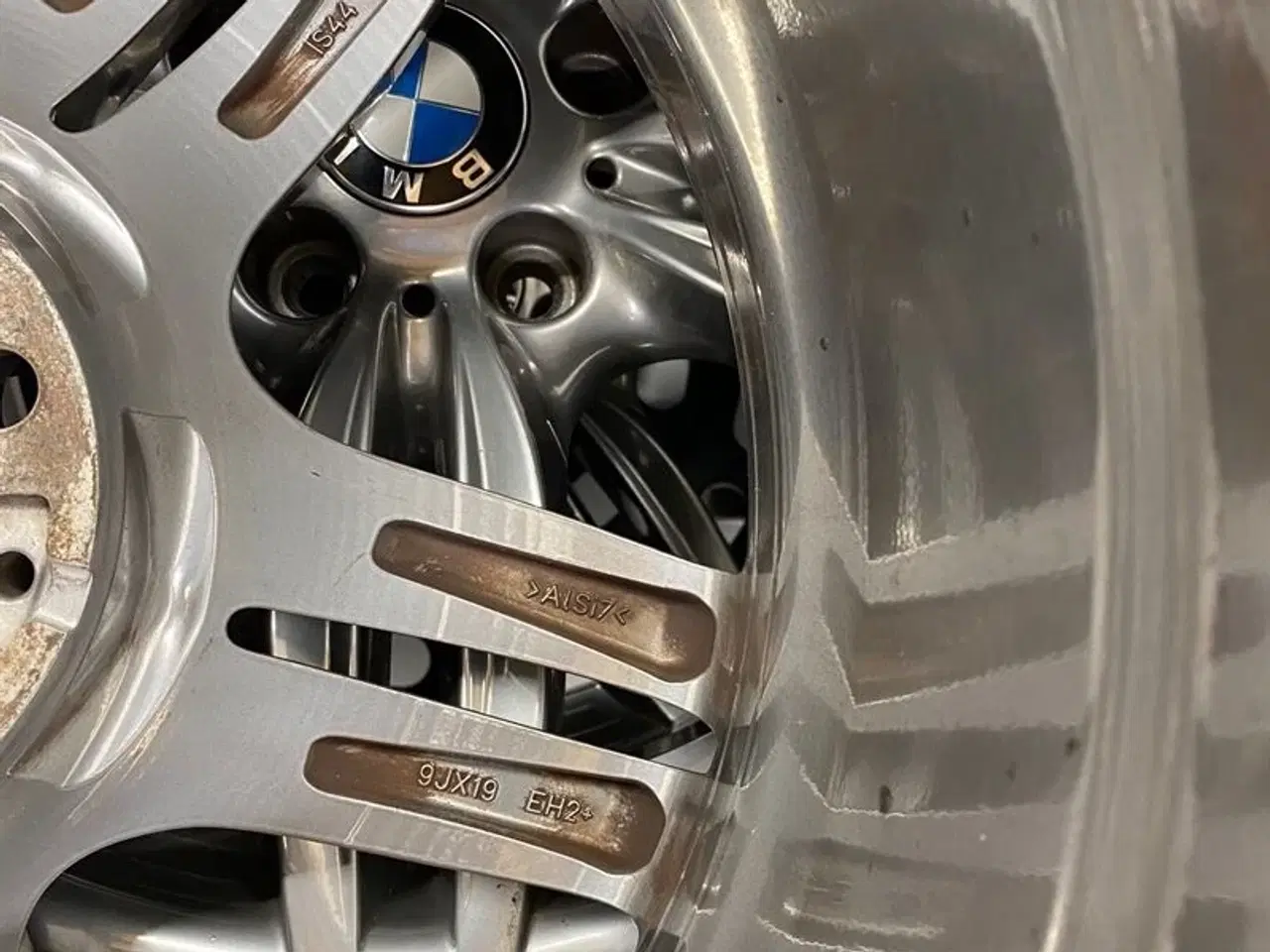 Billede 10 - 19" original BMW Alufælge med dæk "M double spoke 351" A64495 F10 F11 F12 F13 F06 GC F10 LCI F11 LCI F06 GC LCI F12 LCI F13 LCI