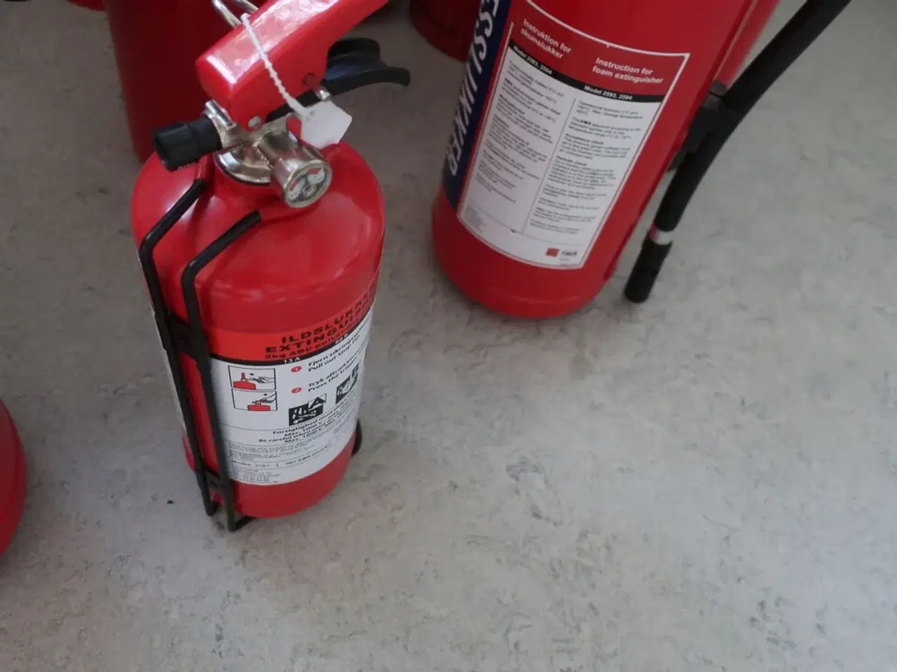 Billede 1 - 8 stk. pulverslukkere