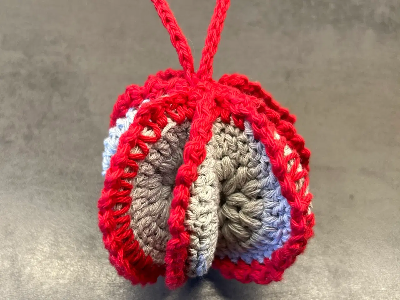 Billede 2 - Hæklede julekugler