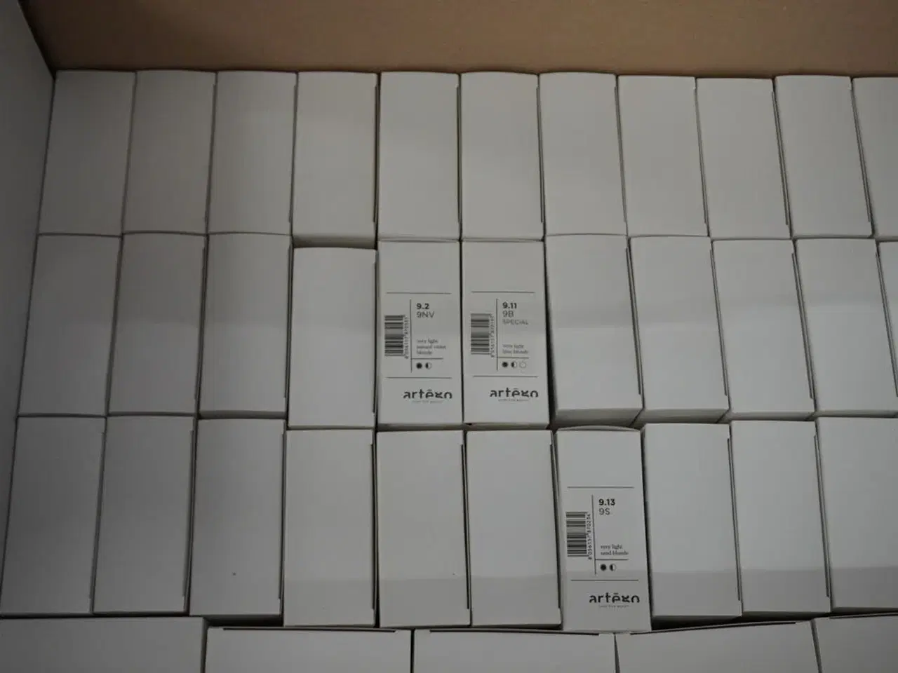 Billede 3 - Kasse med hårfarve, Artego BeautyFusion 100ml