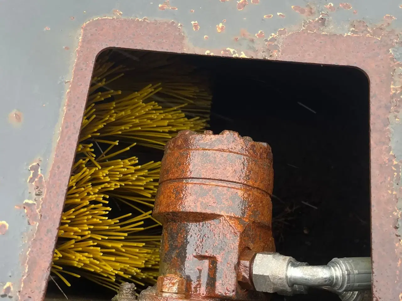 Billede 5 - Bobcat 150cm  hydraulisk opsamler kost