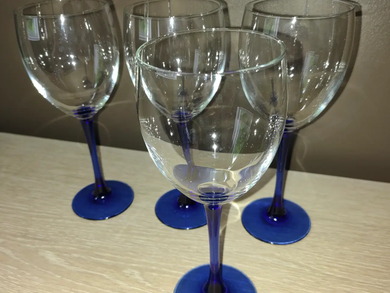 Billede 3 - Flotte Luminarc vinglas