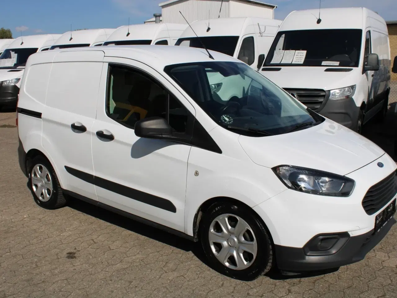 Billede 2 - Ford Transit Courier 1,5 TDCi 100 Trend