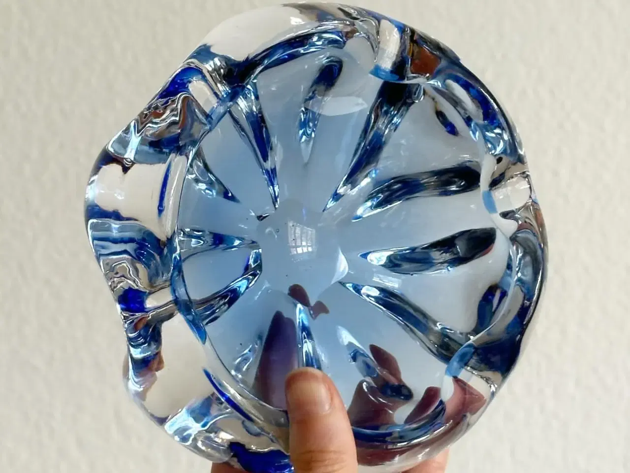Billede 9 - Kraftig glasskål, blå og klar, NB