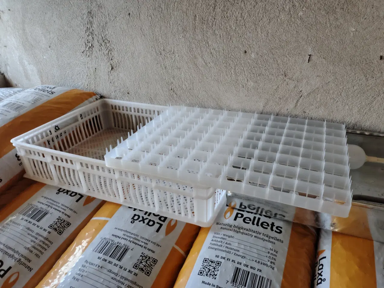 Billede 4 - Rugmaskine til 260 æg