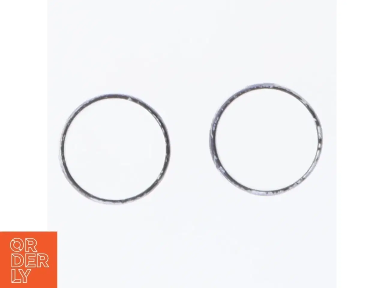 Billede 1 - Dekorative ringe i lilla mønster (str. 54 mm)