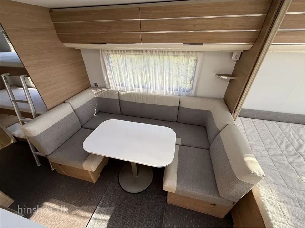 Billede 15 - 2020 - Adria Adora Supreme 573 PT Fin køjevogn med masser af plads til familien fra Hinshøj Caravan.