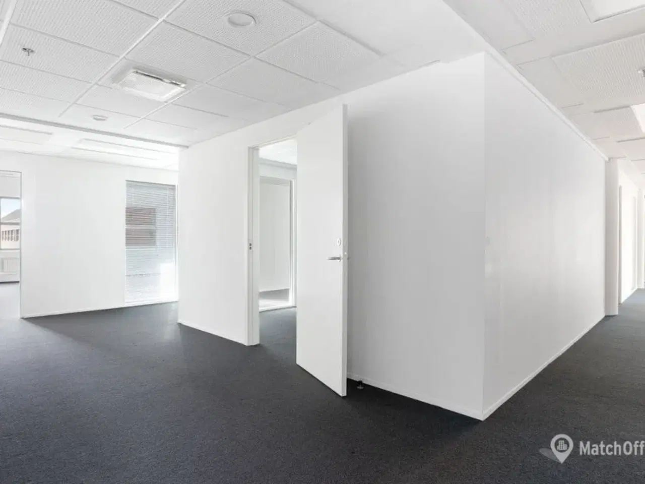 Billede 9 - Veldisponeret & lyst kontor på 423 m²
