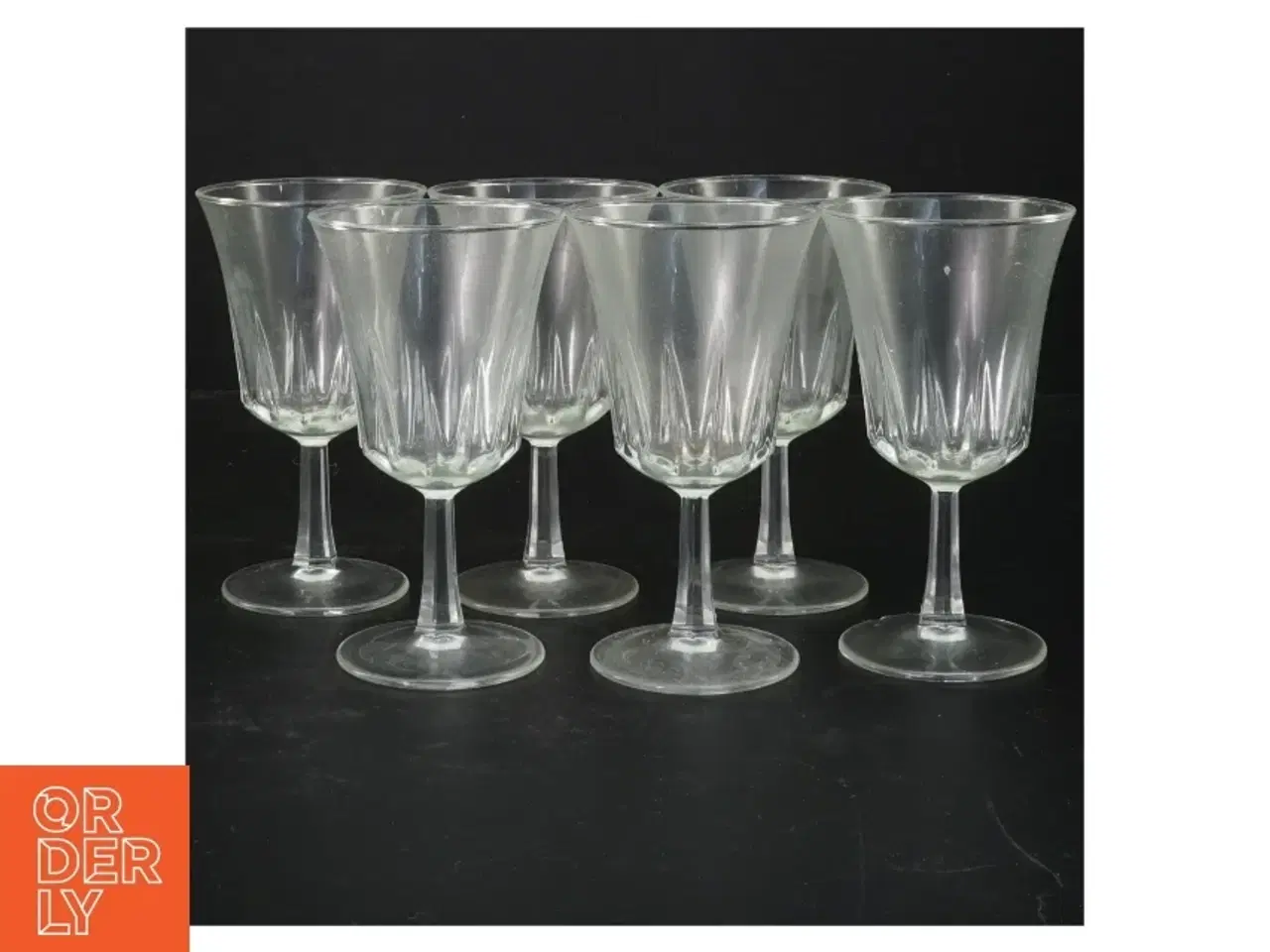 Billede 1 - Sæt med 6 vinglas fra Luminarc (str. 13,5 cm)