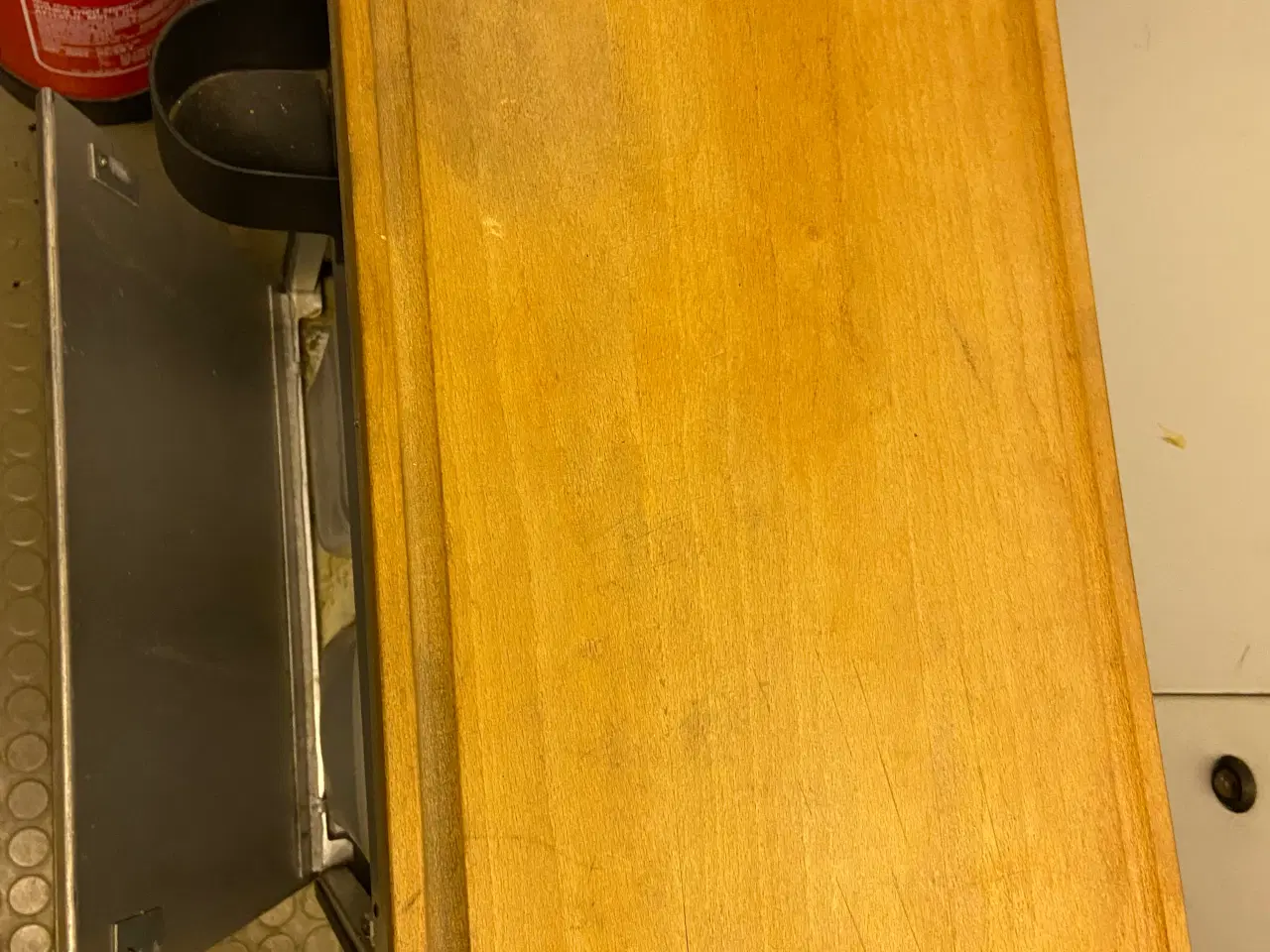 Billede 5 - Gasblus. Håndvask med vandpumpe. Gasblus m. flaske