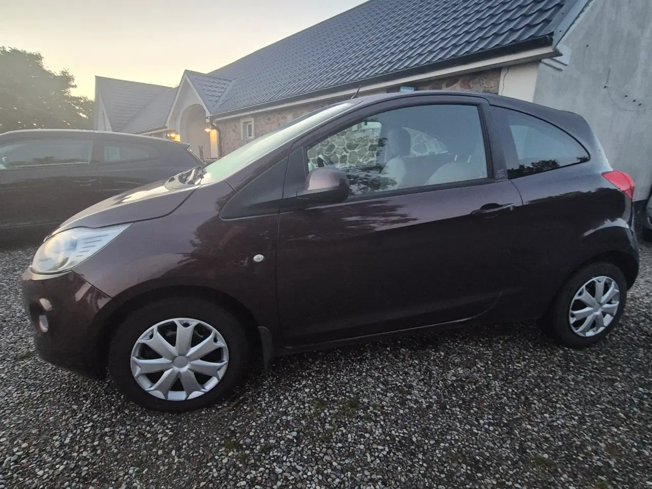 Billede 2 - Ford Ka 1,2 NYSYNET lav km