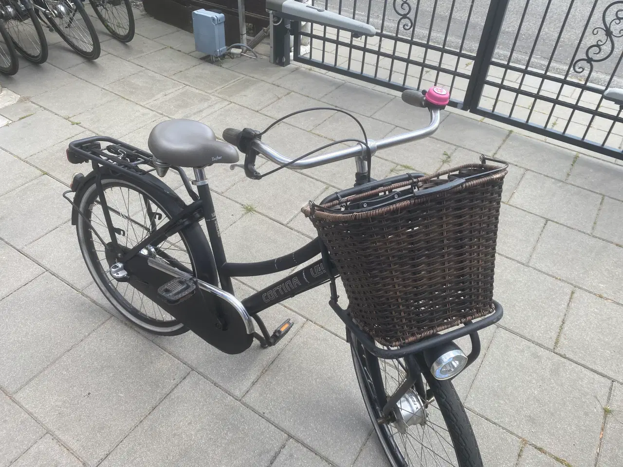 Billede 9 - Købt til 4899 kr 24 tommer 😋