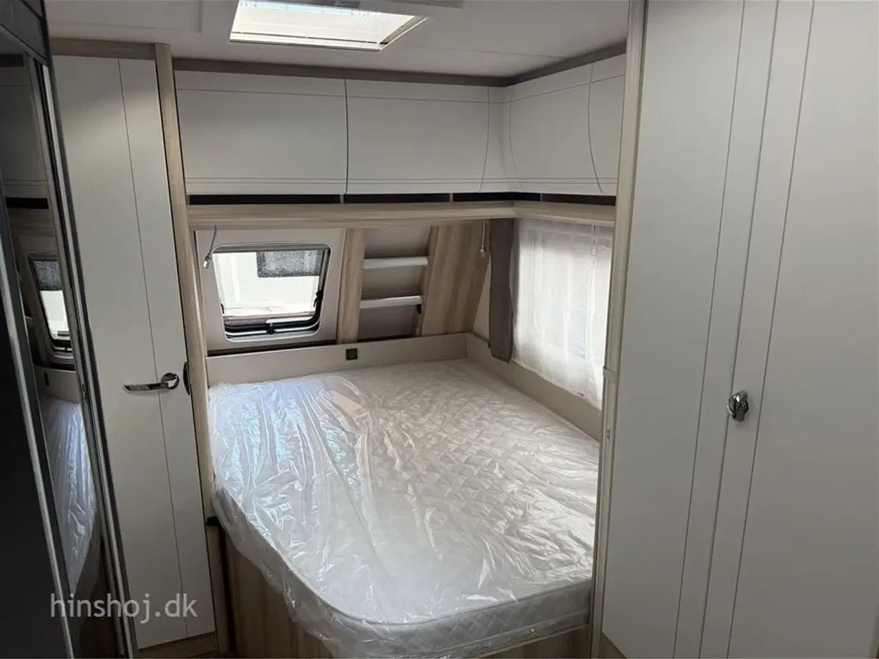 Billede 9 - 2026 - Hobby De Luxe 460 UFe   Dejlig vogn med rundsidegruppe og franskseng fra Hinshøj Caravan A/S