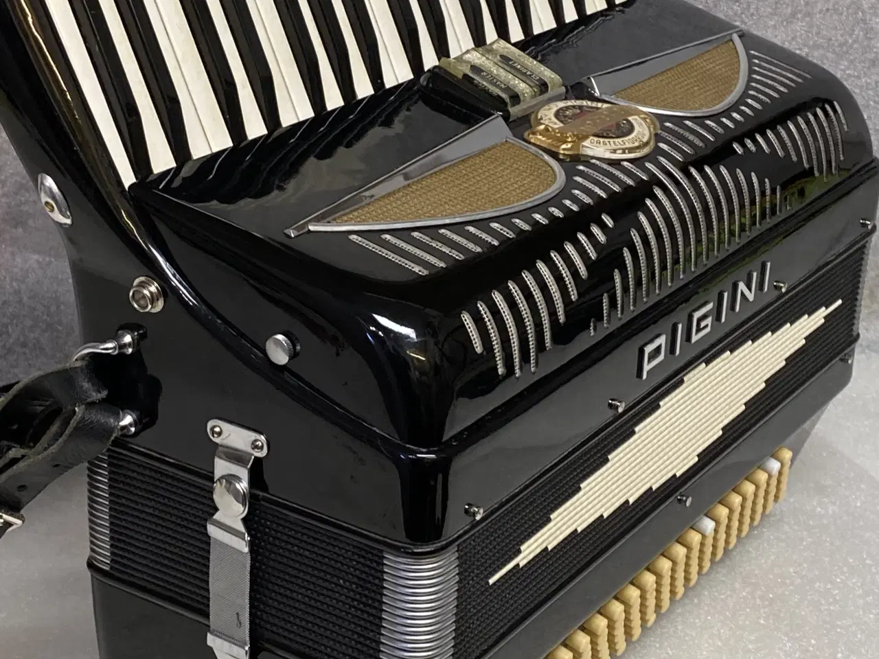 Billede 3 - PIGINI tangharmonika – 41/120 – kompakt