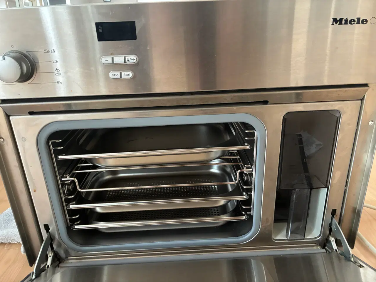 Billede 2 - Miele dampovn til indbygning, 45 cm høj