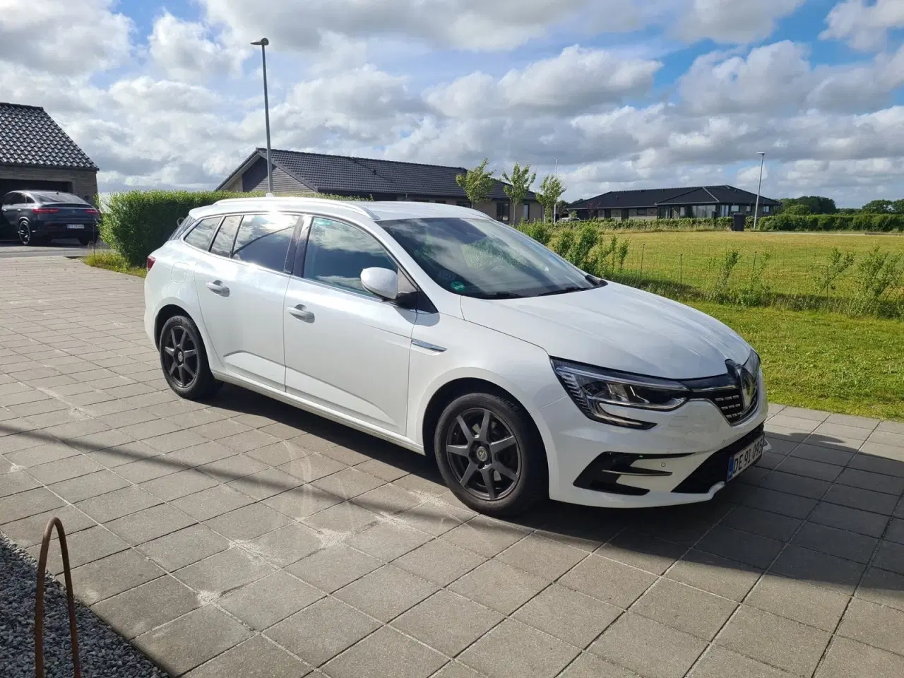 Billede 3 - Renault Megane IV 1,6 E-Tech Zen Sport Tourer