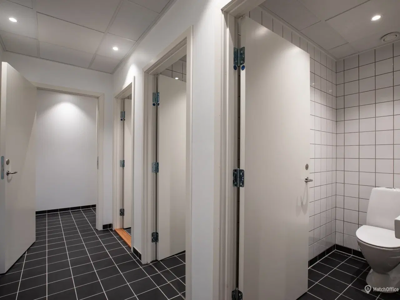 Billede 11 - 1501-39: Roholmsvej 10S, 1tv. - 526 m²