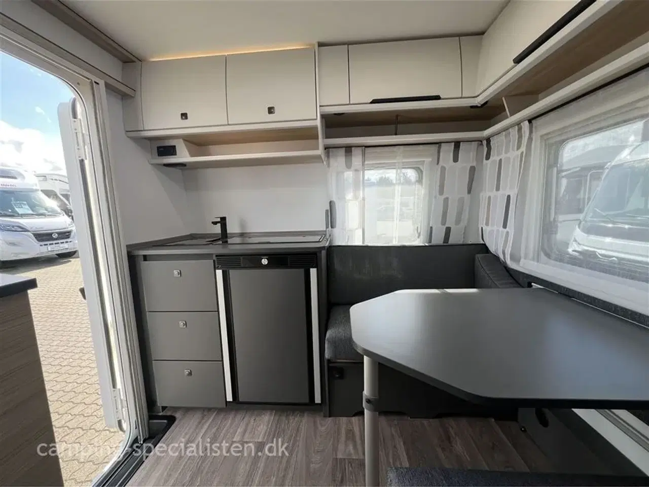 Billede 8 - 2026 - Fendt Apero active 390 FH 2026 Fendt Apero Activ 390 FH - Kan ses nu hos Camping-Specialisten.dk