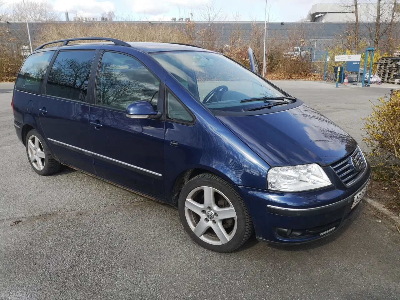 Billede 1 - VW Sharan, 1,9 TDi 115 Highline Tiptr., Diesel