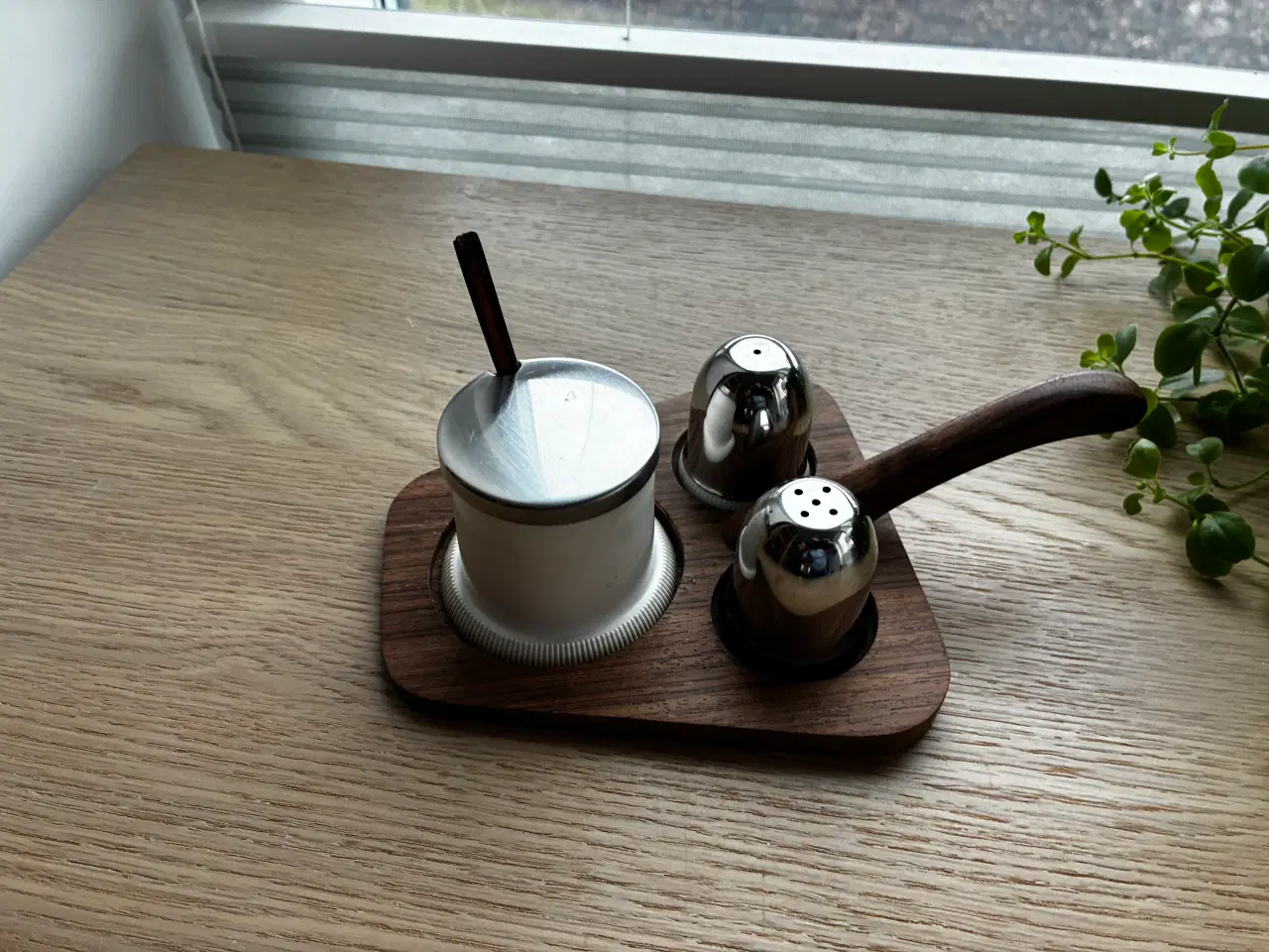 Billede 2 - Plat de Menage i teak, plast og stål - 70'er retro