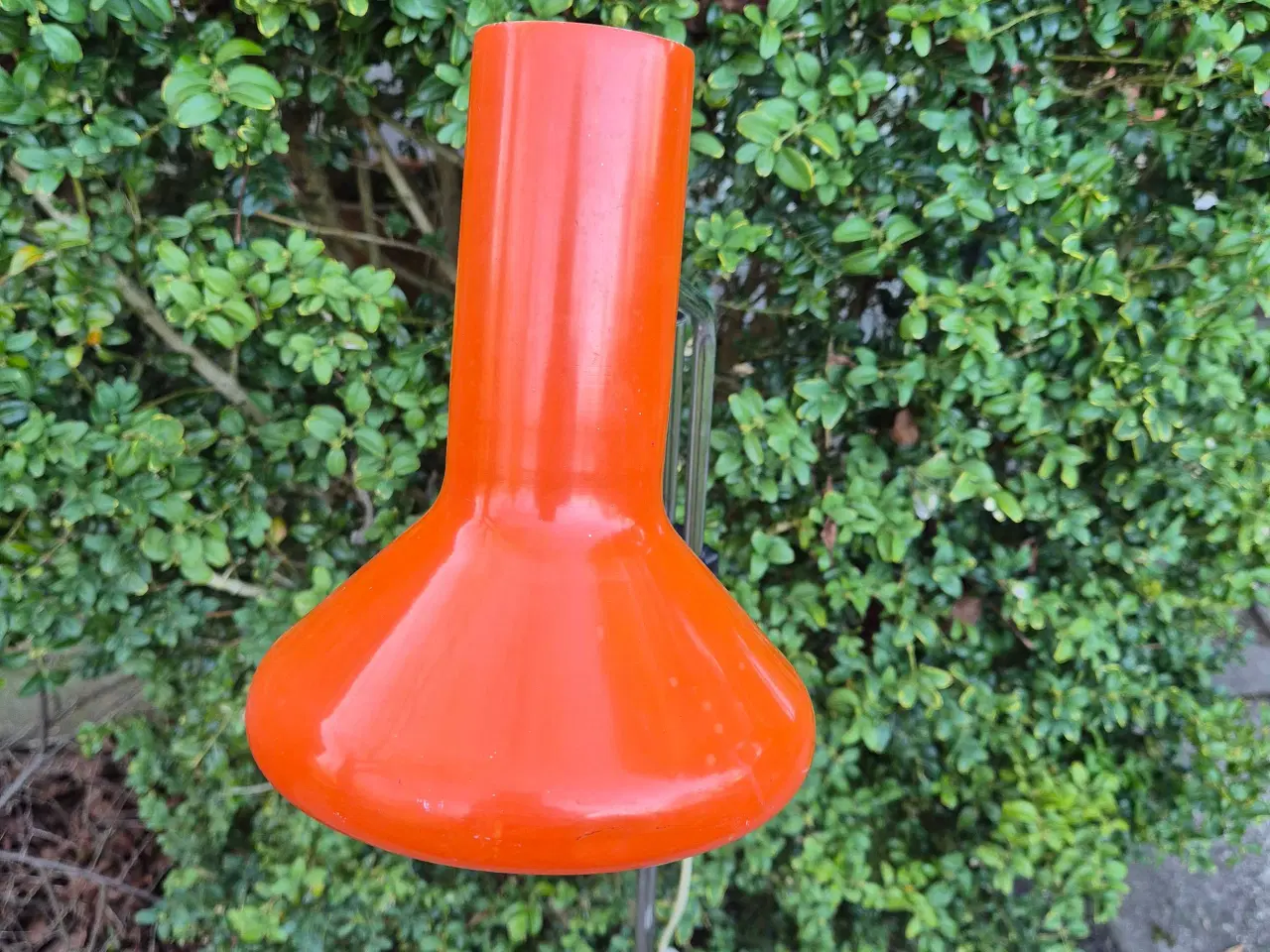 Billede 2 - Usædvanlig orange gulvlampe med den rette patina