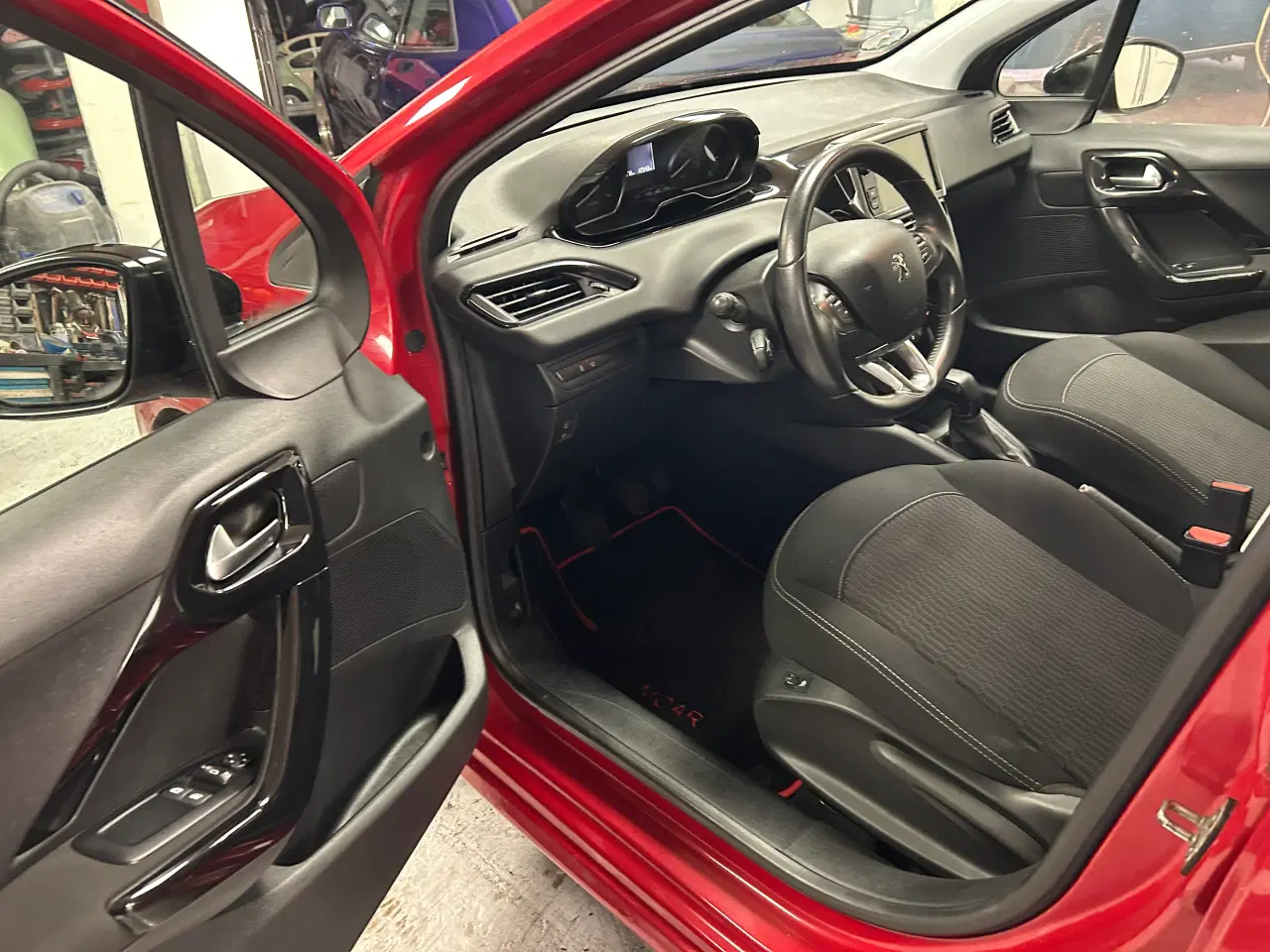 Billede 10 - Peugeot 208 envy 1,6