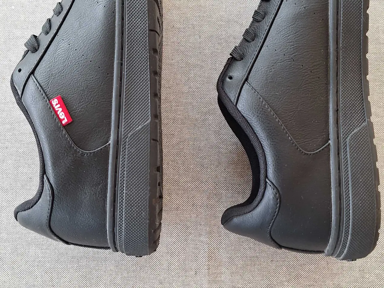 Billede 2 - Levis herresko str. 42